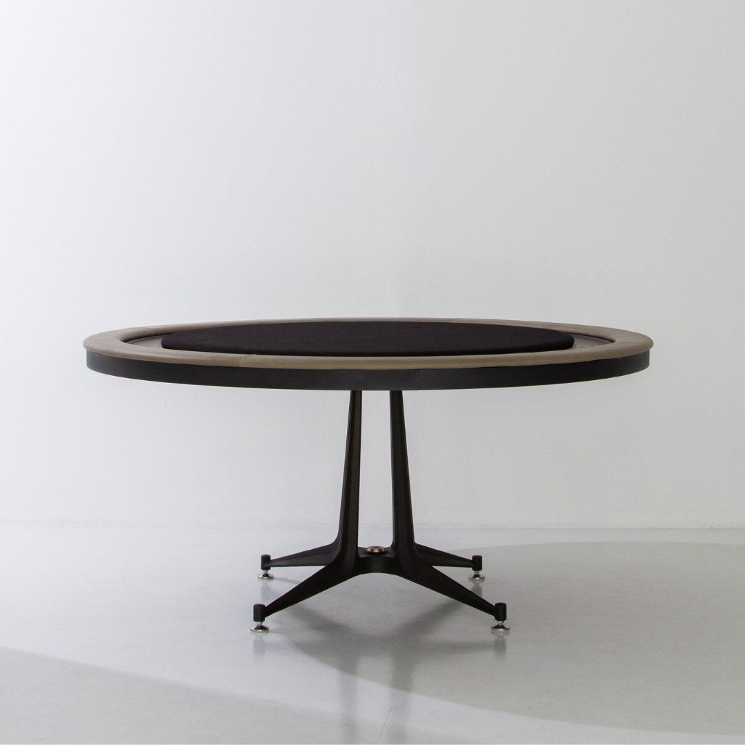 Mesa de póker — District Eight